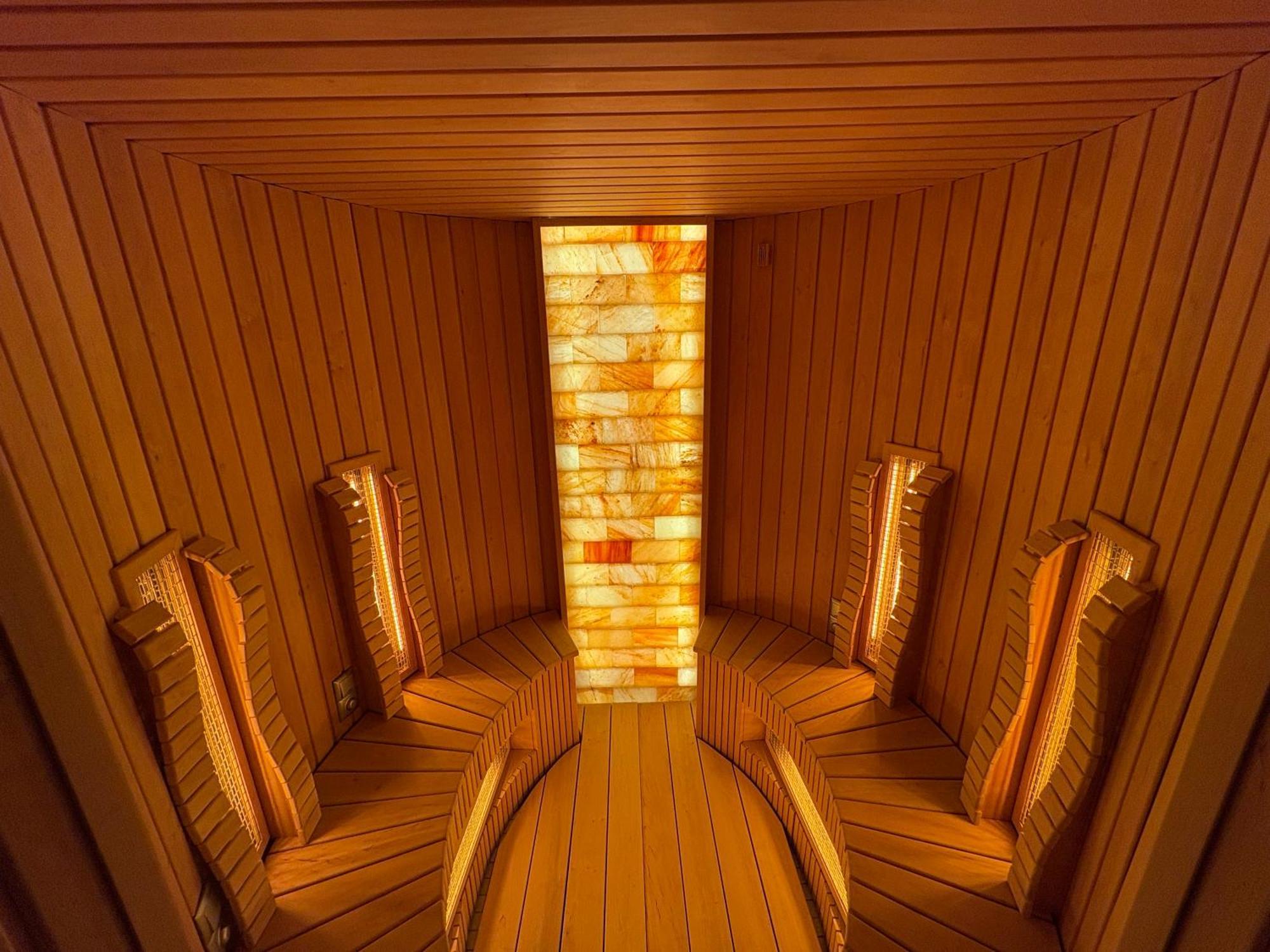 Rodinny Hotel Hubert High Tatras Vysoké Tatry エクステリア 写真
