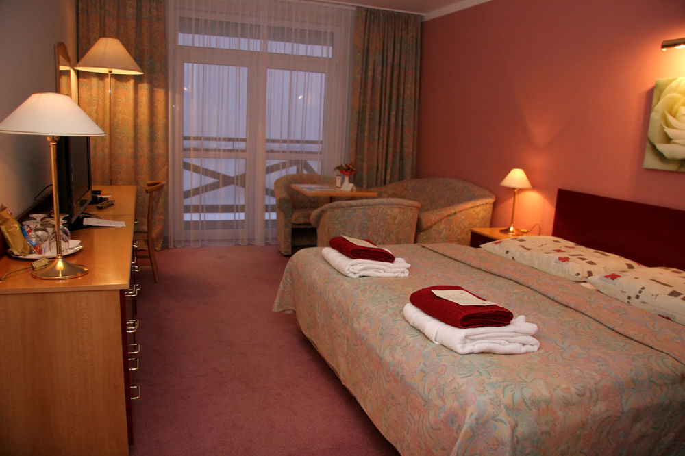 Rodinny Hotel Hubert High Tatras Vysoké Tatry エクステリア 写真